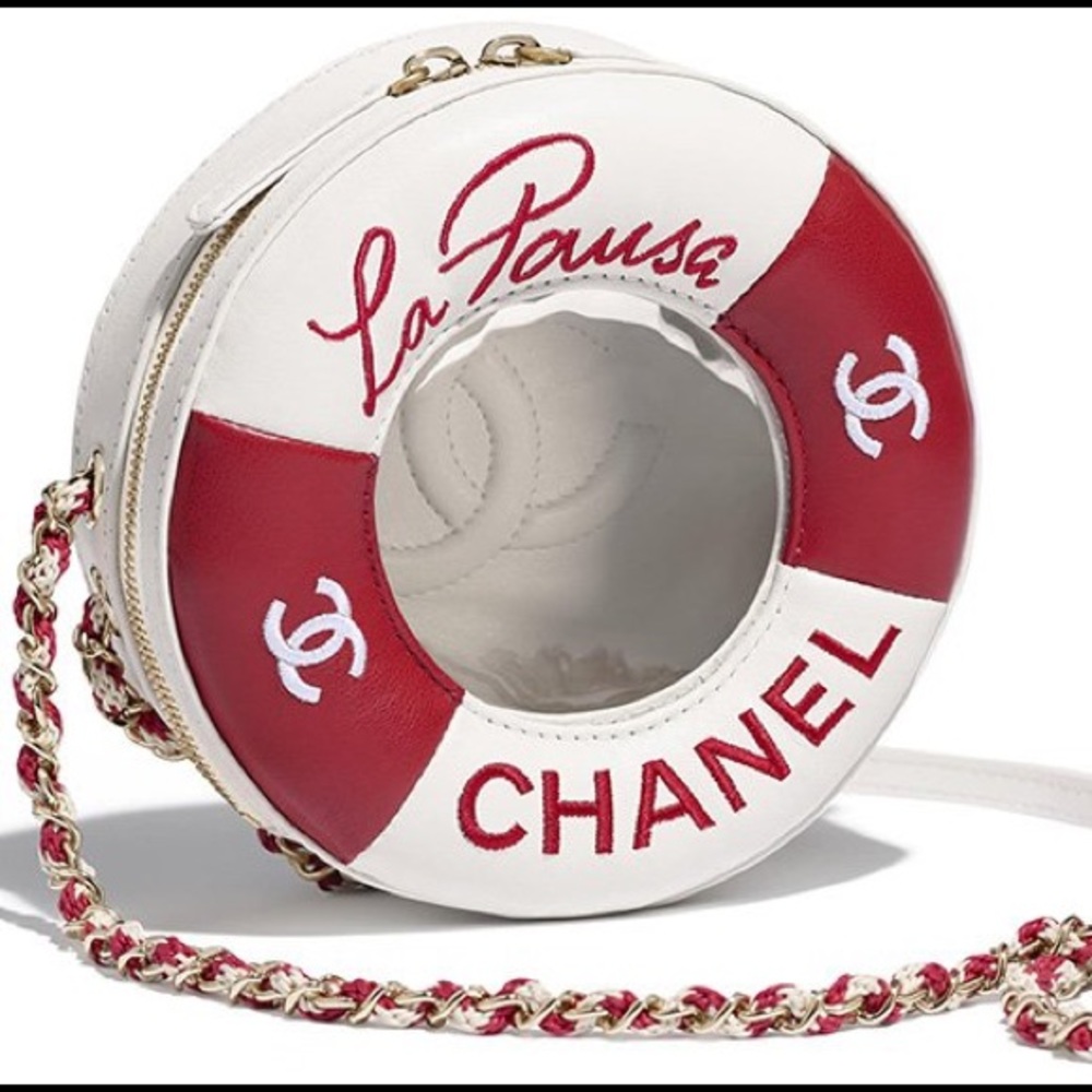 Chanel lifesaver round crossbody bag! NWT - Picture 2 of 3